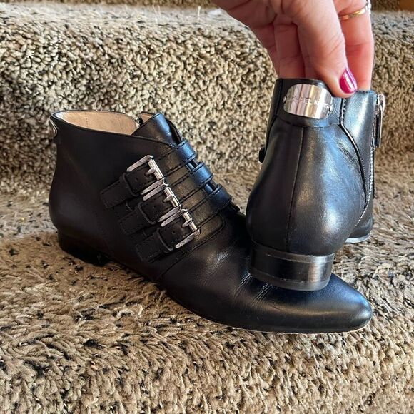 Michael Kors MK Roswell Black Leather Ankle Boots Buckle Pointed Toe 8 - Picture 3 of 16